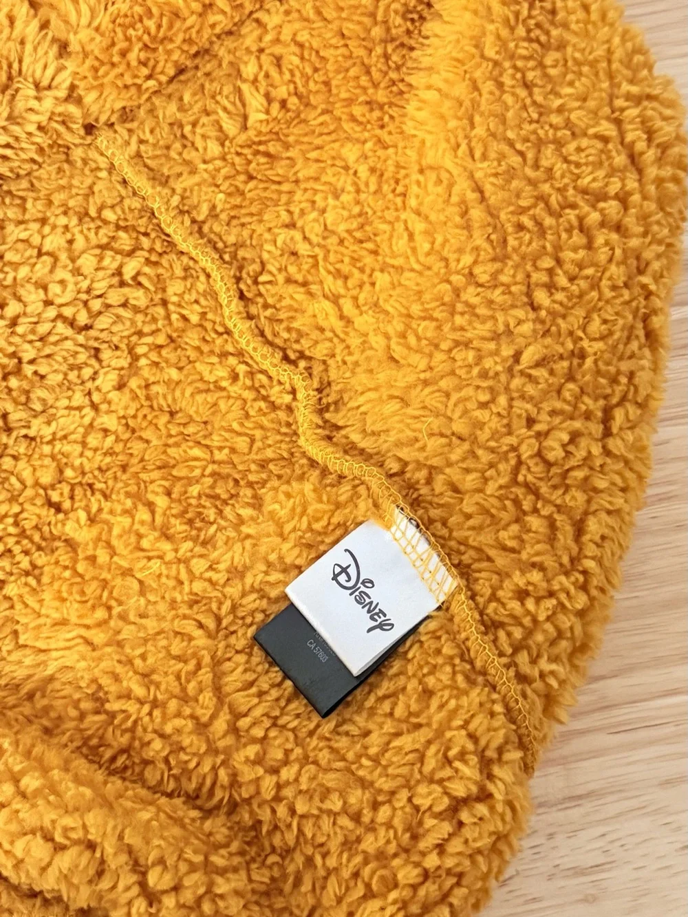 Disney Plush Winnie the Pooh Fuzzy Hat in Yellow